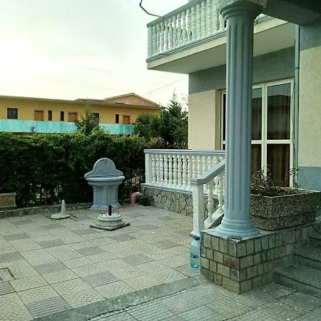 Klinti 3*
