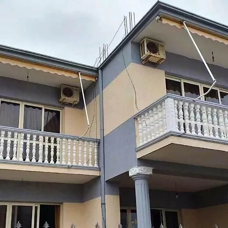 Klinti Hotell