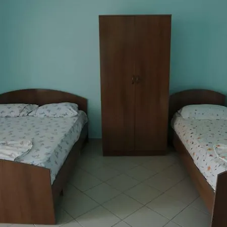 Klinti Hotell Velipojë