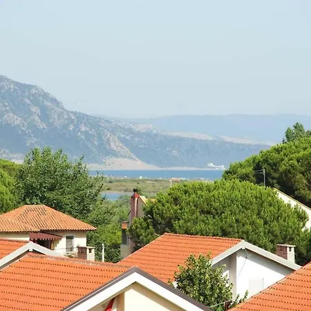 Klinti 3* Velipojë